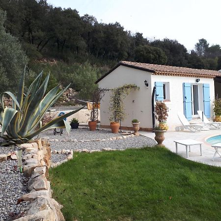 L'Oustaou De L'Estama Bed and Breakfast Rocbaron Εξωτερικό φωτογραφία