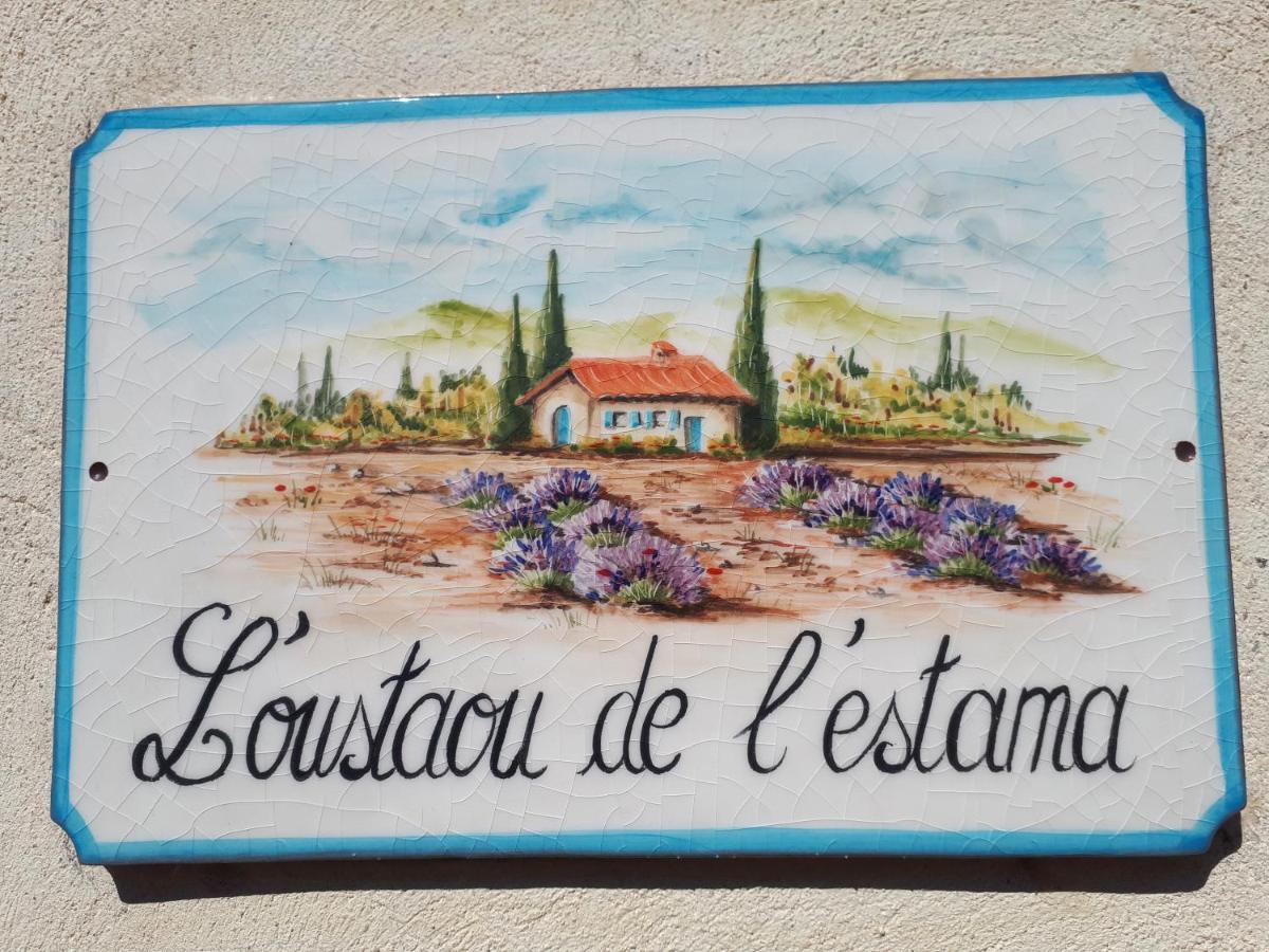 L'Oustaou De L'Estama Bed and Breakfast Rocbaron Εξωτερικό φωτογραφία